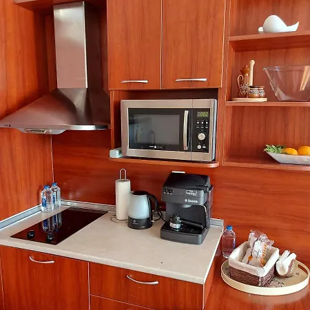 Private In Saint Elena * סנט קונסטנטין והלנה