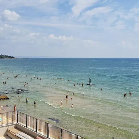 Private In Saint Elena