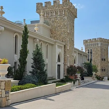 Private In Saint Elena Apartmán