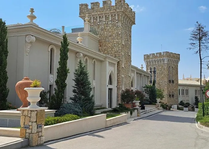 Private In Saint Elena Апартамент