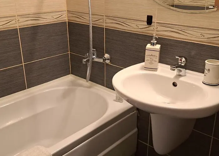 Private In Saint Elena Апартамент