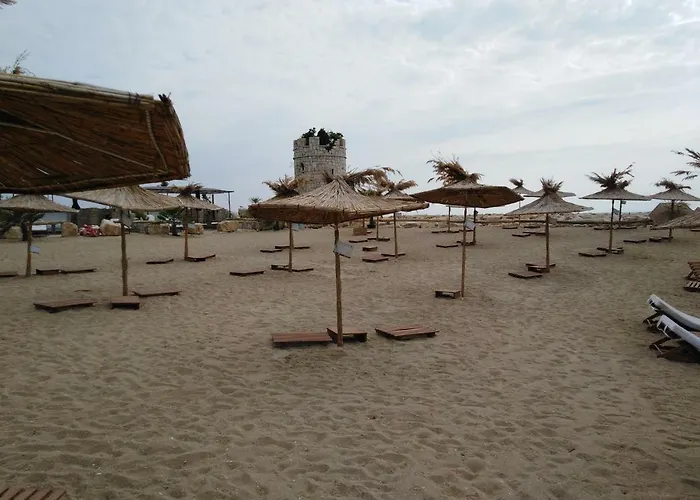 Private In Saint Elena *