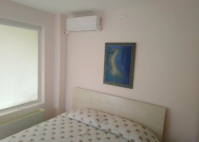 Private In Saint Elena Апартамент Св. Св. Константин и Елена